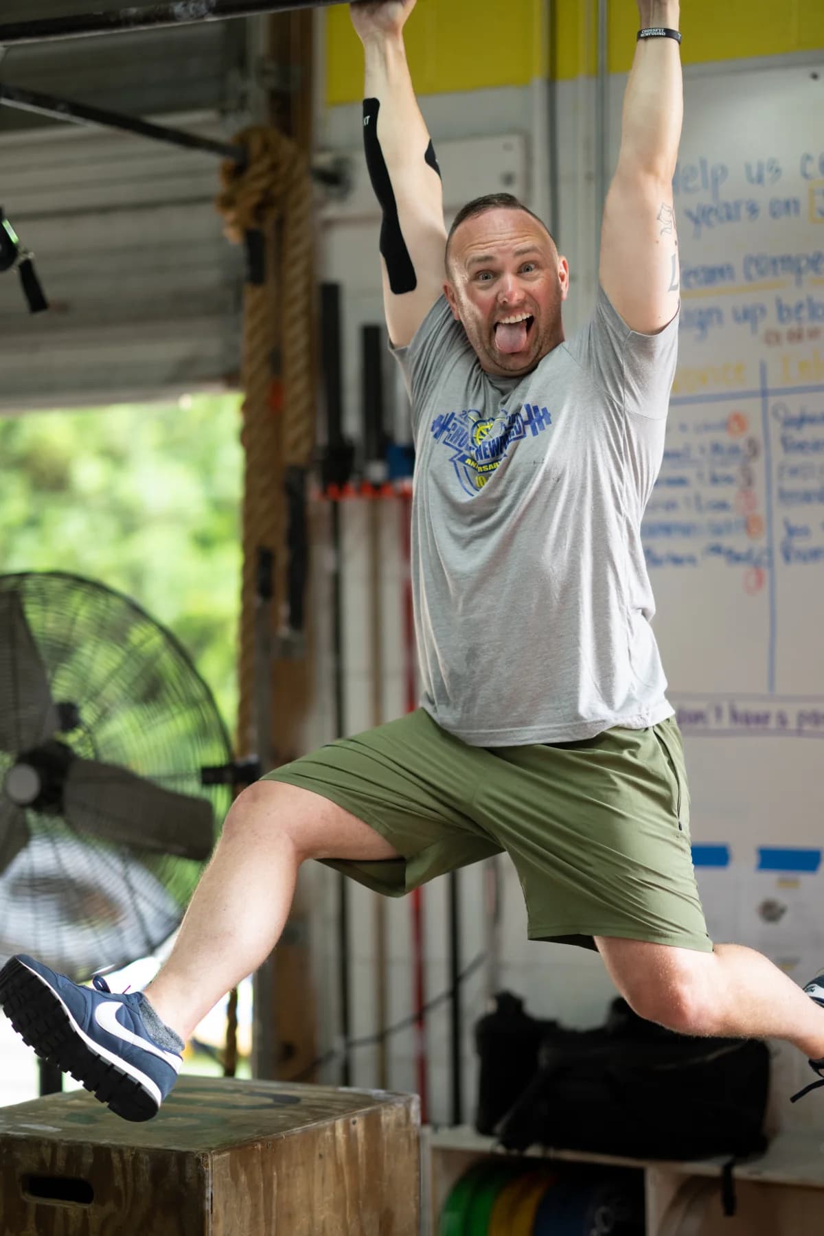 CrossFit NewFound athlete having fun during a workout